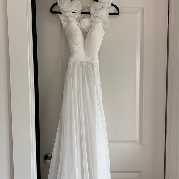 Mac Duggal Ieena Cutout Chiffon Gown - Picture 12 of 12